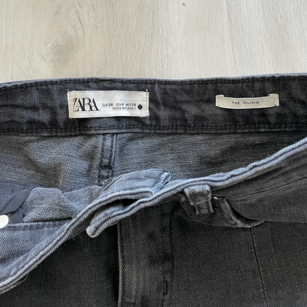 Zara The Olivia Split Hem Jean - Picture 4 of 5